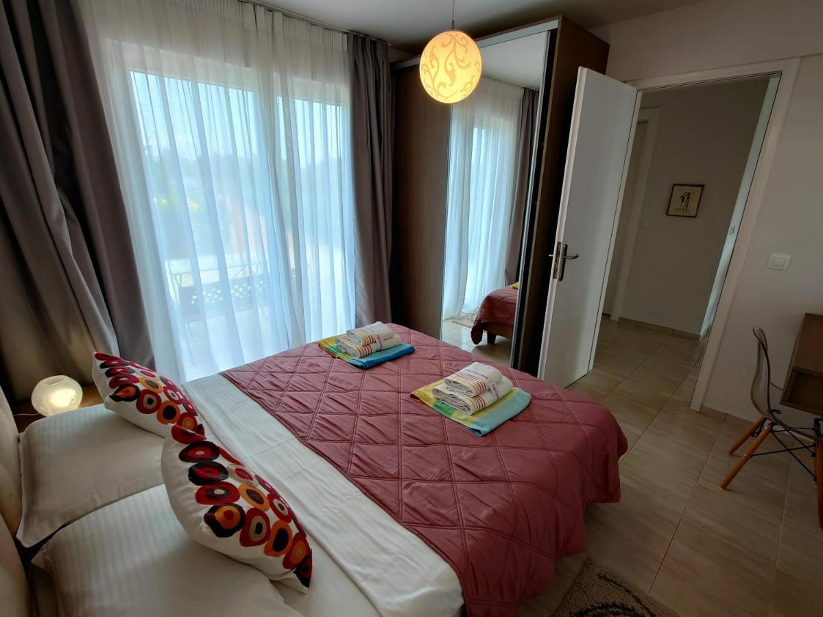 Iridia Resort Villas Foiniki Bagian luar foto