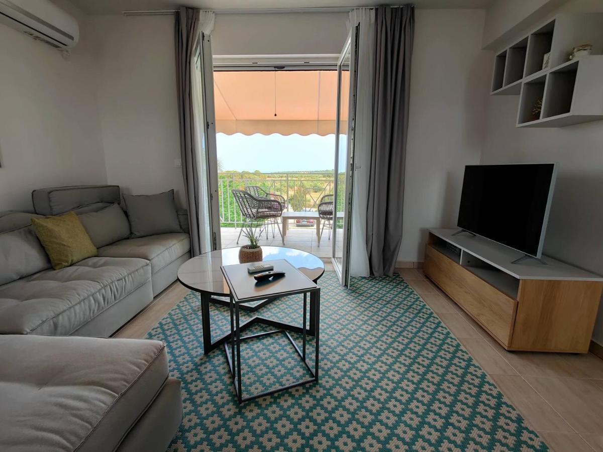 Iridia Resort Villas Foiniki Bagian luar foto